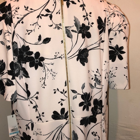 Calvin Klein - Picture 3 of 4